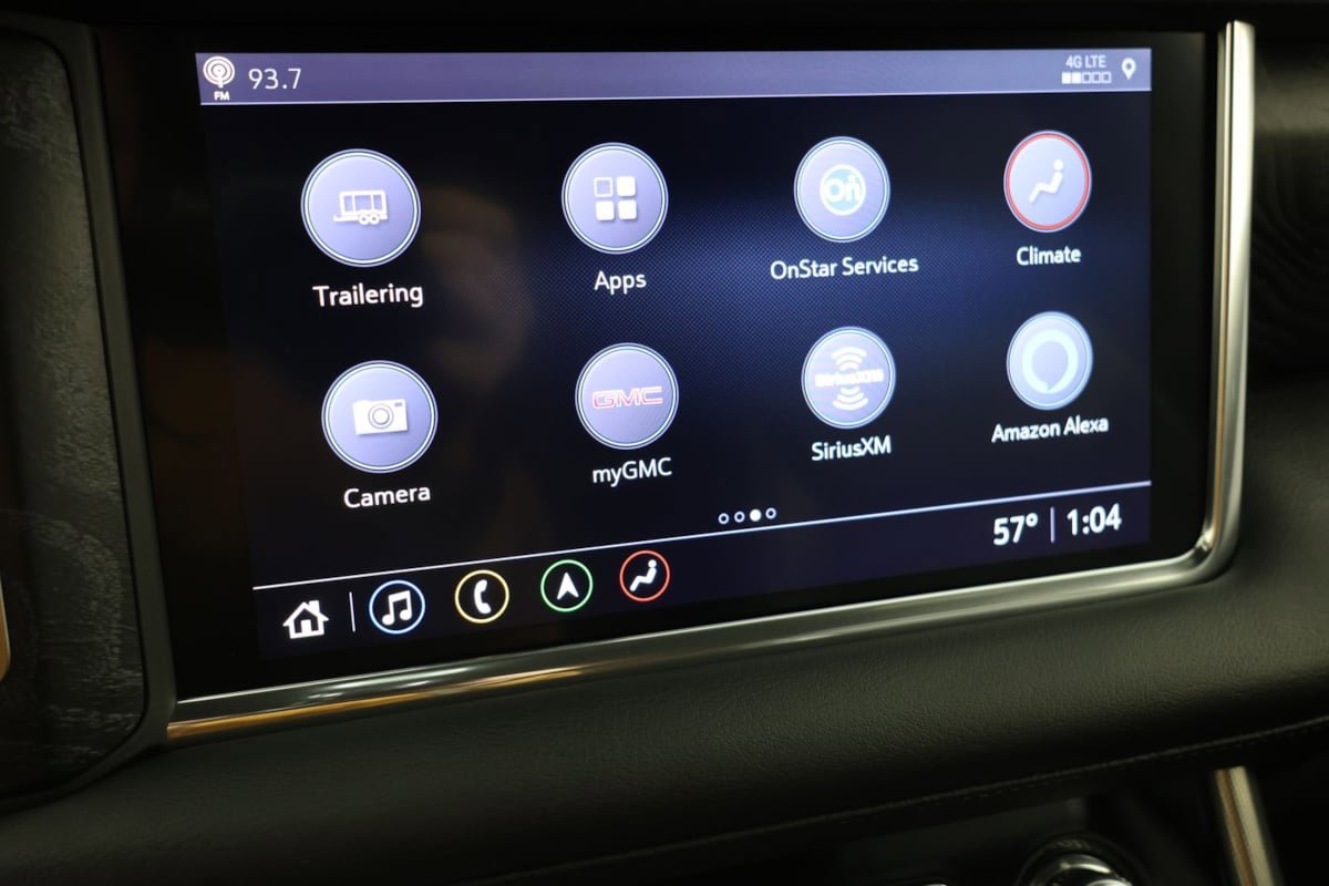 Used 2021 GMC Yukon Denali w/ Denali Premium Package AWD/4WD image 63