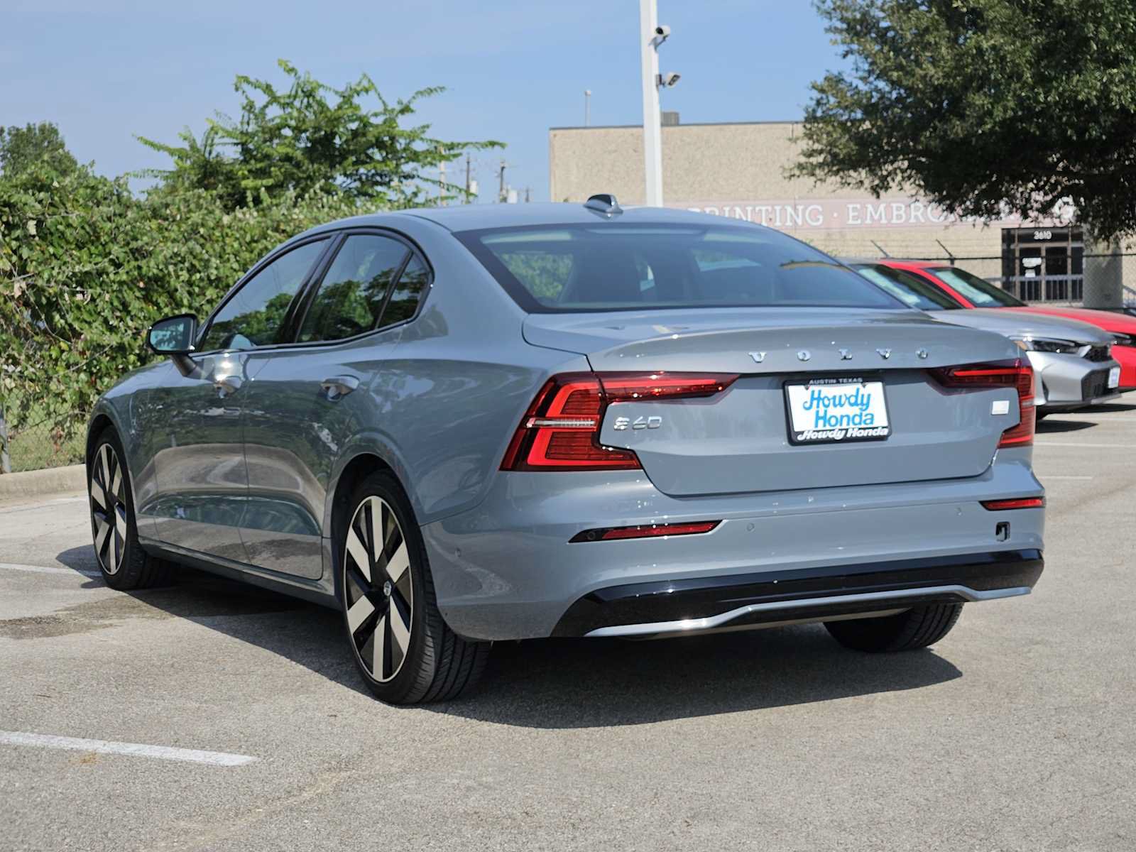 Used 2023 Volvo S60 T8 Plus w/ Climate Package AWD/4WD image 6