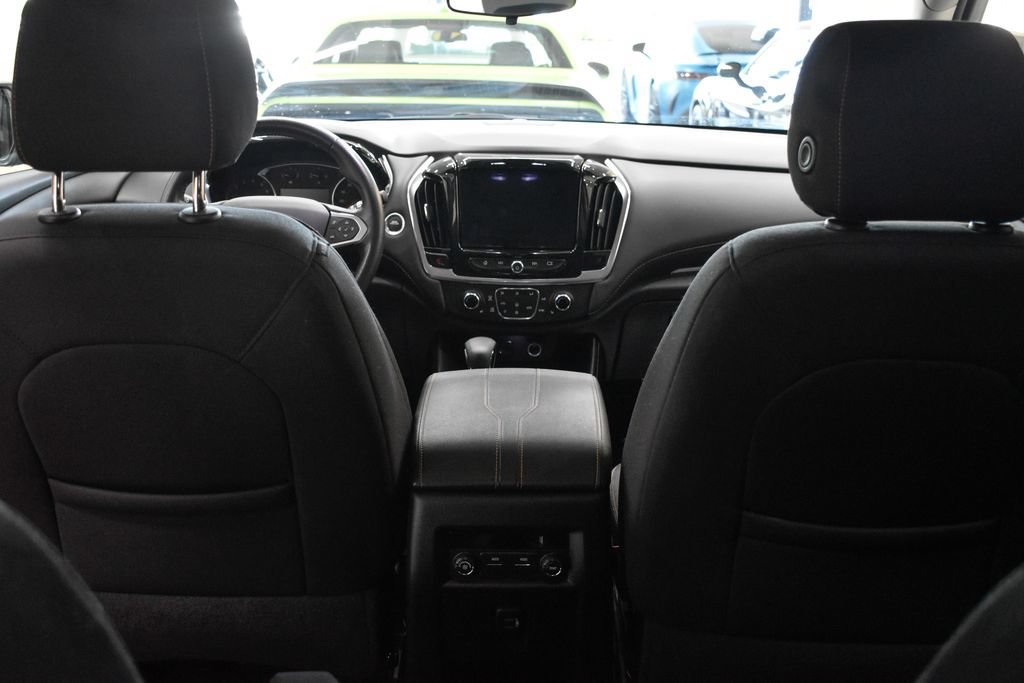 Used 2021 Chevrolet Traverse LT FWD image 33