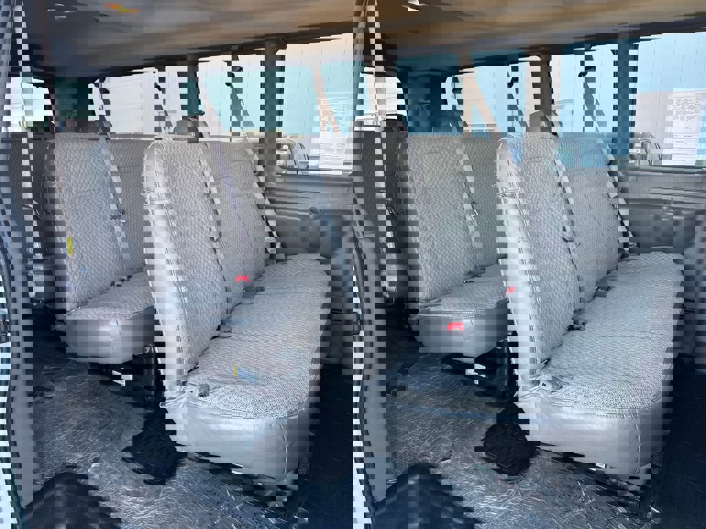 Used 2023 Chevrolet Express 3500 LT w/ LT Preferred Equipment Group image 27