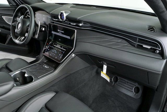 New 2026 Maserati Grecale Folgore AWD/4WD image 28