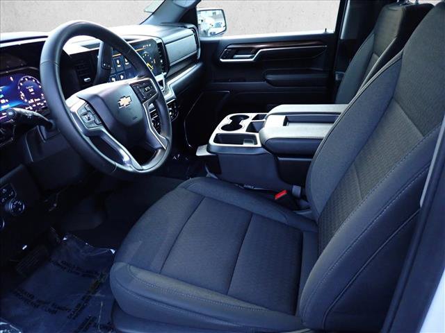 Used 2023 Chevrolet Silverado 1500 LT AWD/4WD image 12