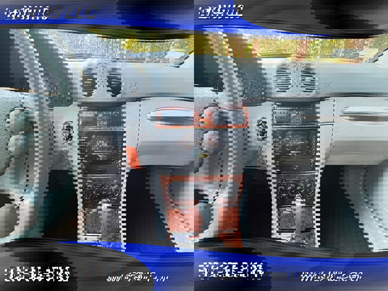 Used 2005 Mercedes-Benz CLK 320 Coupe image 30