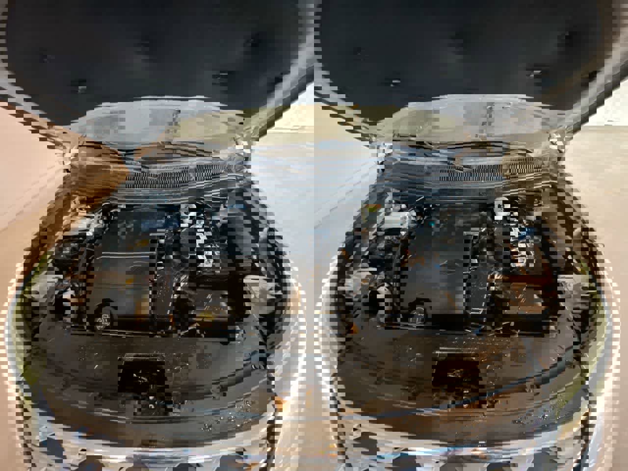 Used 2016 Ford Explorer XLT image 25