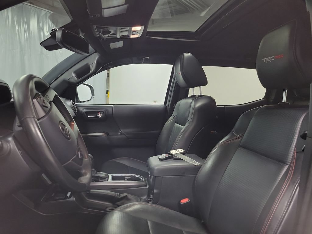 Used 2019 Toyota Tacoma TRD Pro AWD/4WD image 13