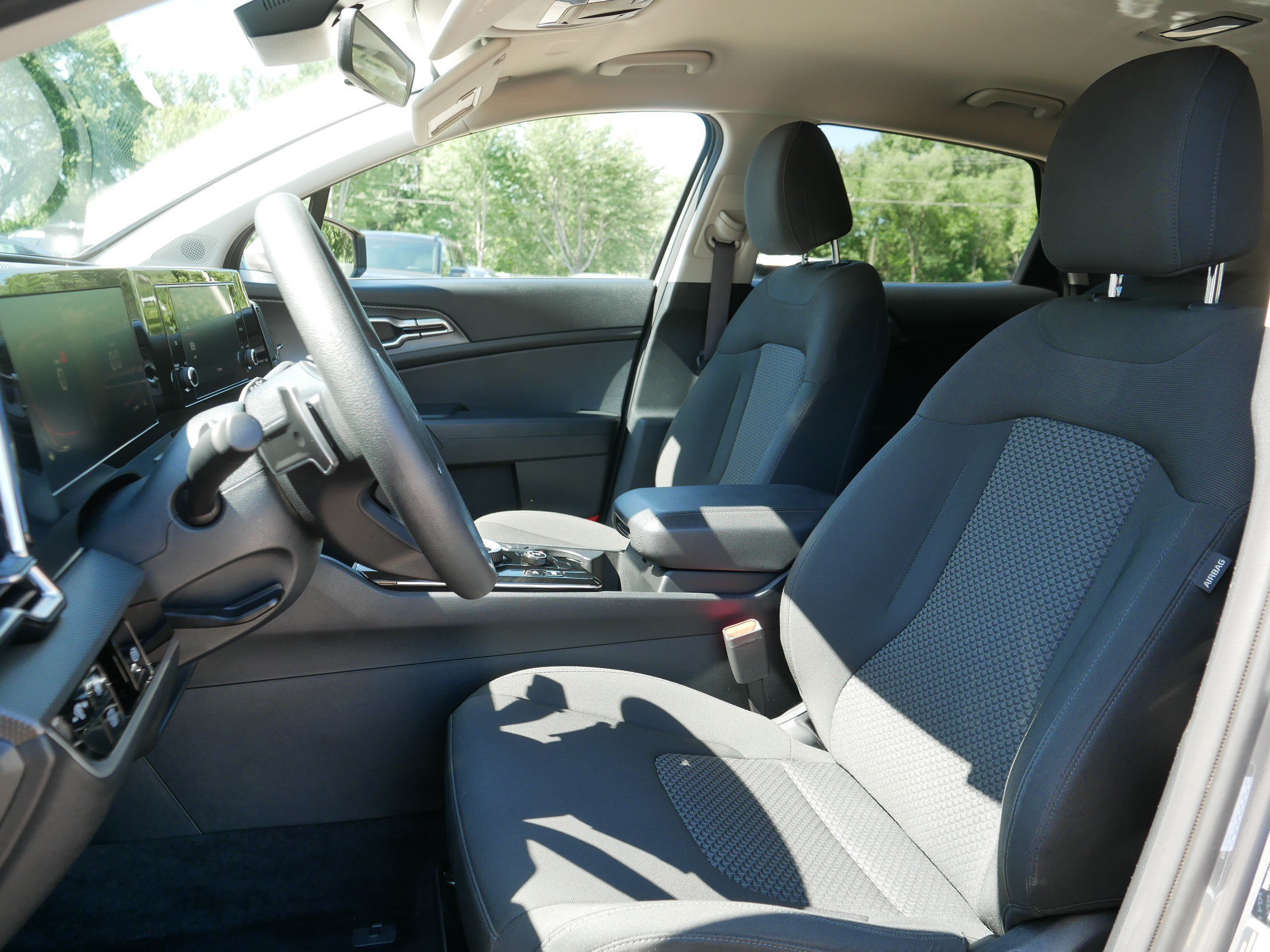 Certified 2024 Kia Sportage LX AWD/4WD image 33
