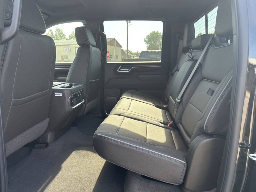 New 2025 GMC Sierra 3500 Denali w/ Technology Package image 13