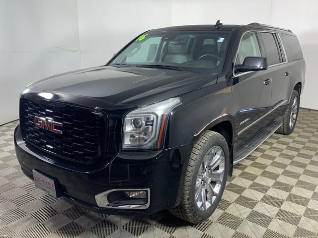 Used 2016 GMC Yukon XL Denali w/ Open Road Package AWD/4WD image 13