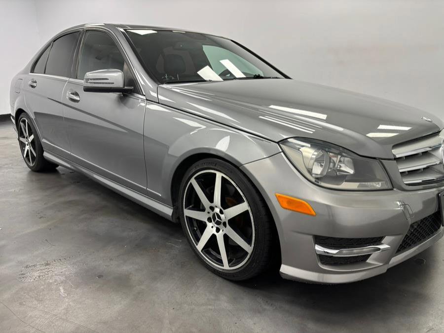 Used 2013 Mercedes-Benz C 300 Sport image 19
