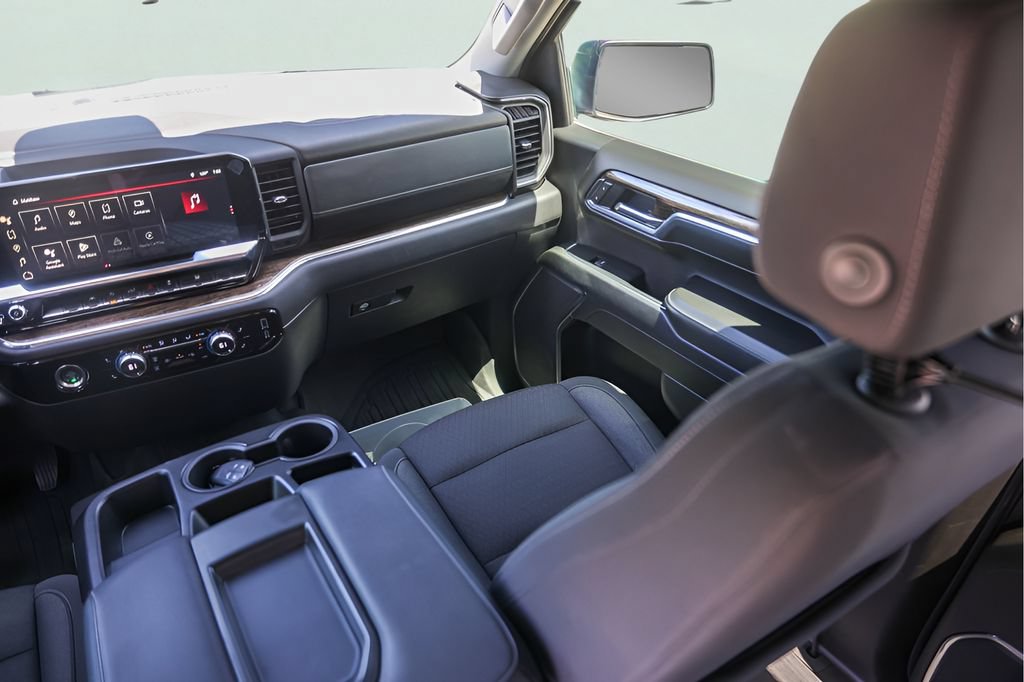 Used 2024 GMC Sierra 1500 Elevation RWD image 26