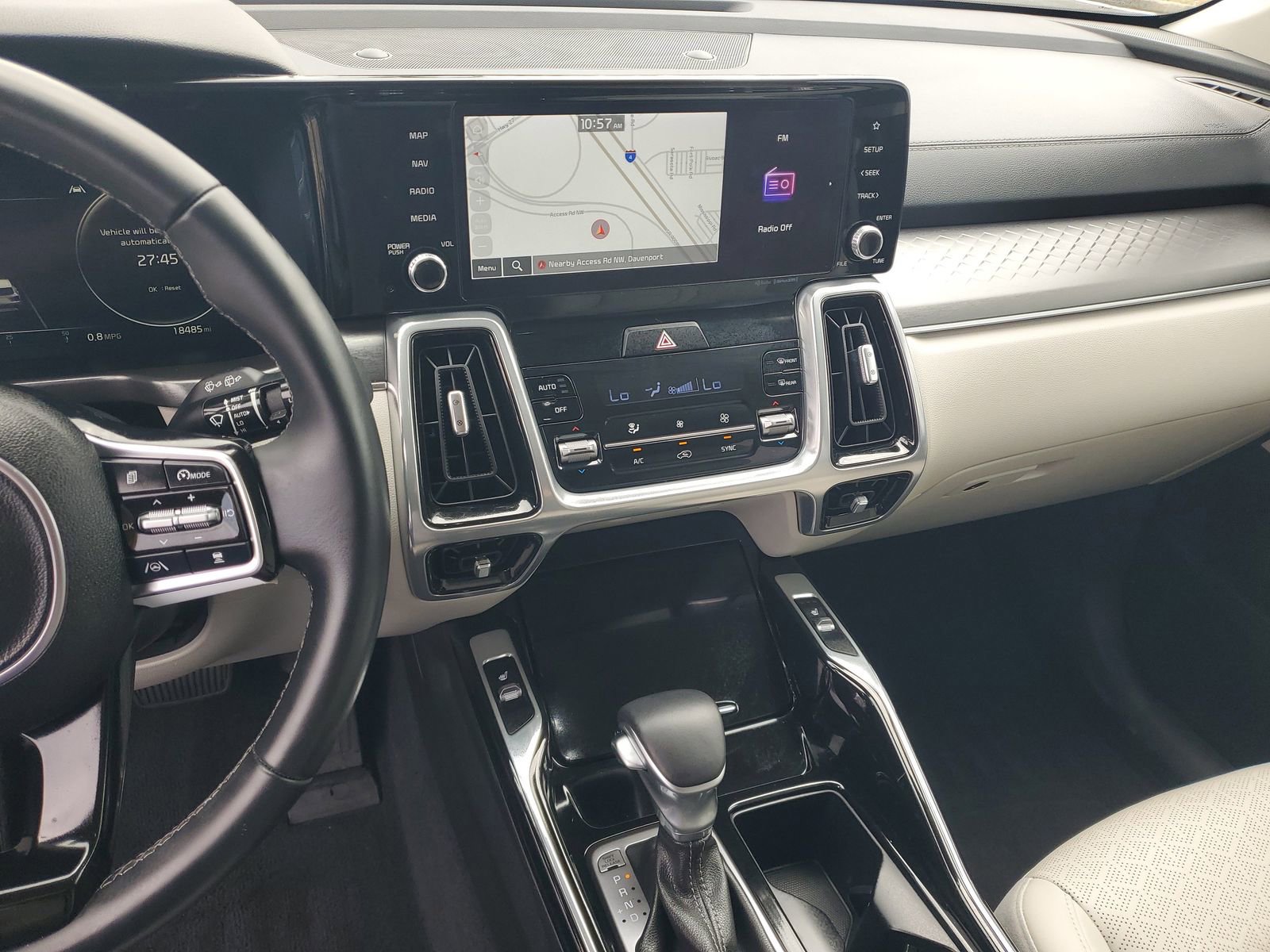 Used 2023 Kia Sorento SX image 24