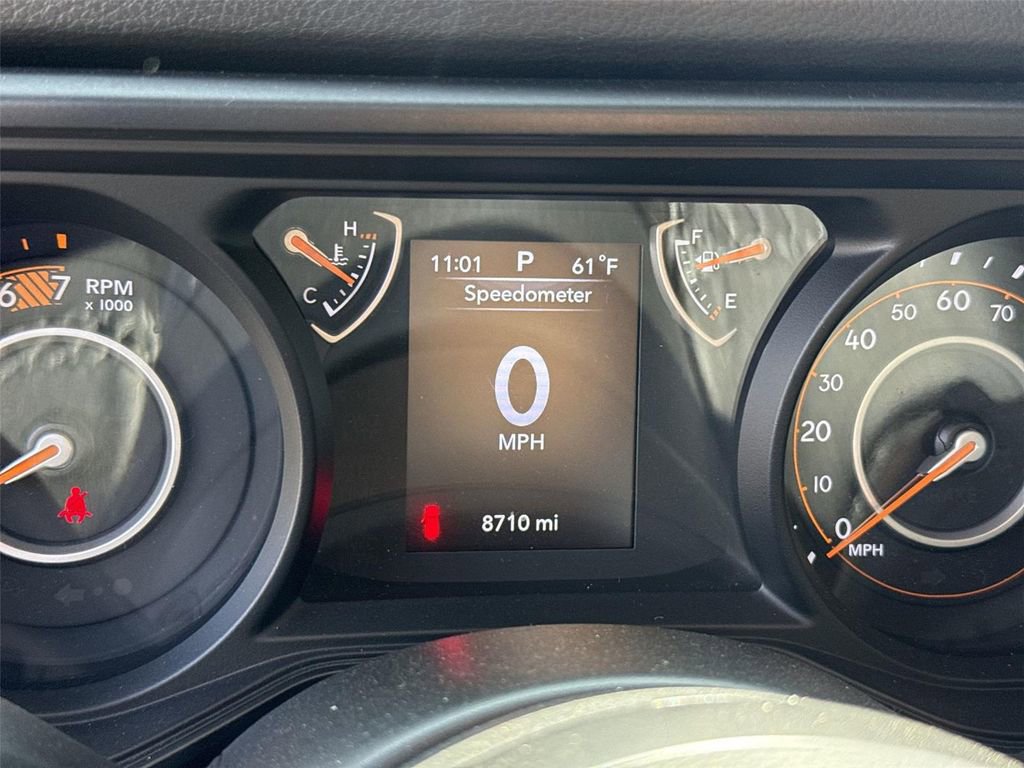 Used 2025 Jeep Wrangler Unlimited Sport AWD/4WD image 10