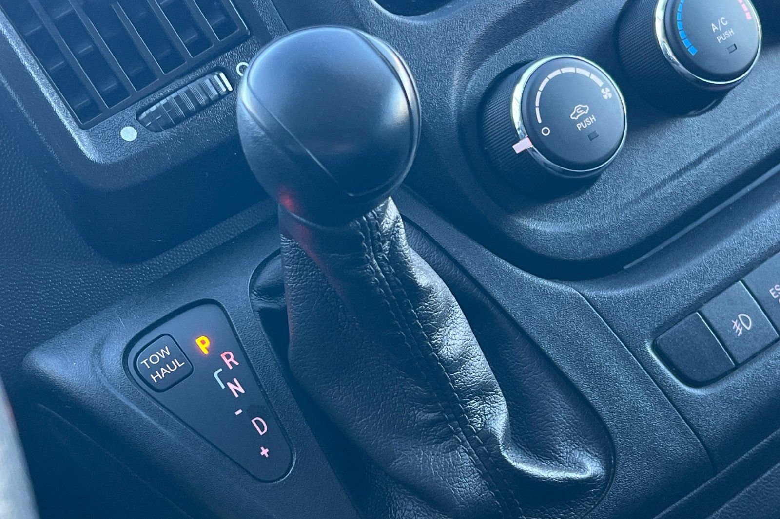 Used 2021 RAM ProMaster 3500 w/ Convenience Group image 21