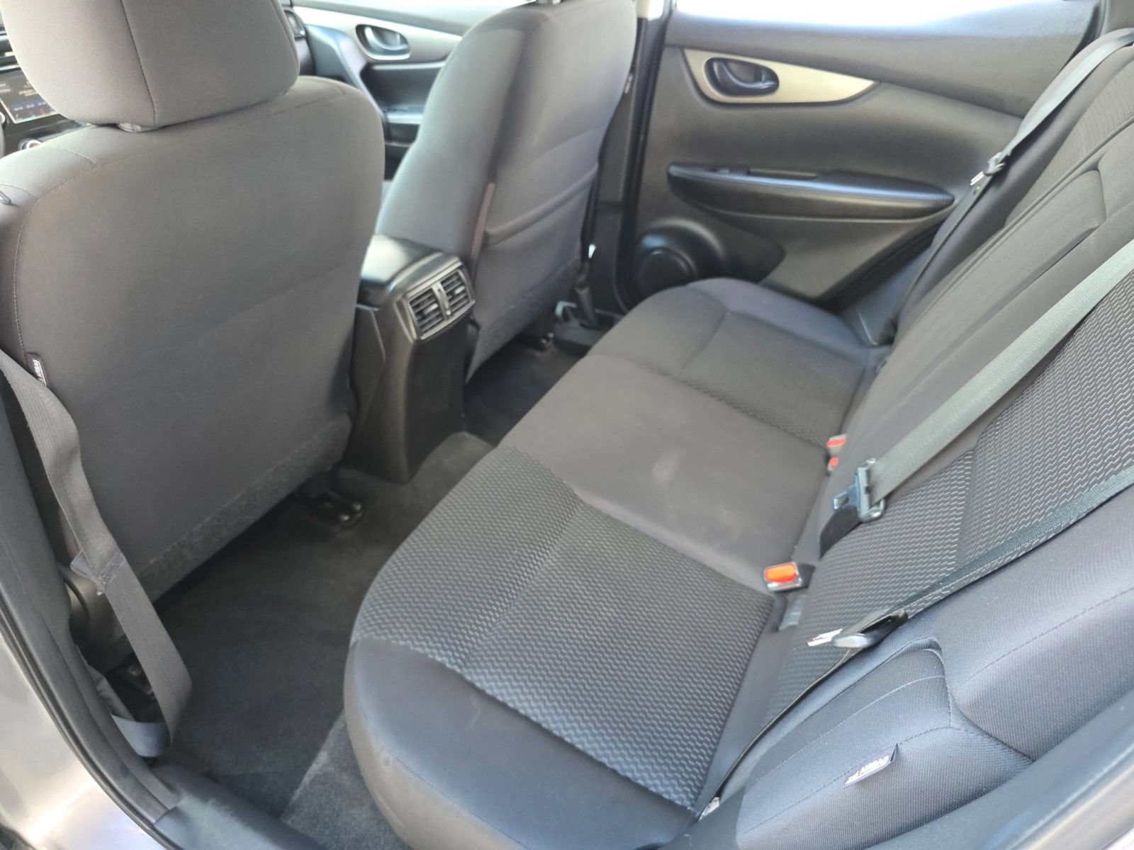 Used 2022 Nissan Rogue Sport S FWD image 33
