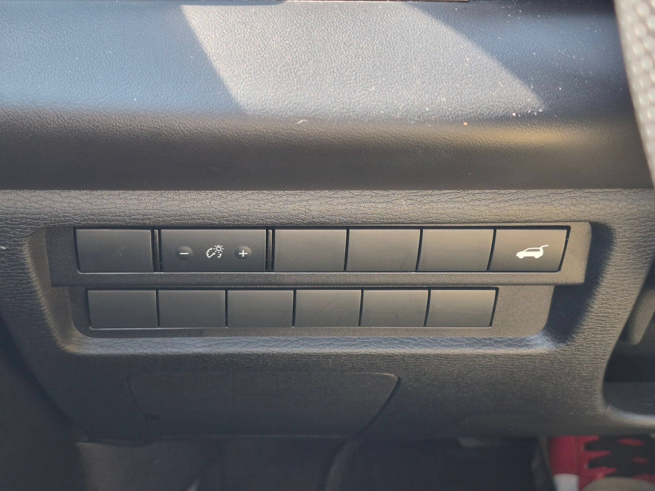 Used 2025 Mitsubishi Outlander AWD image 18