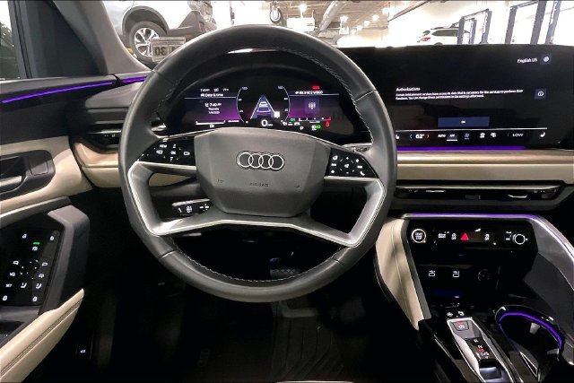 Certified 2025 Audi Q5 Premium w/ Convenience Package AWD/4WD image 5