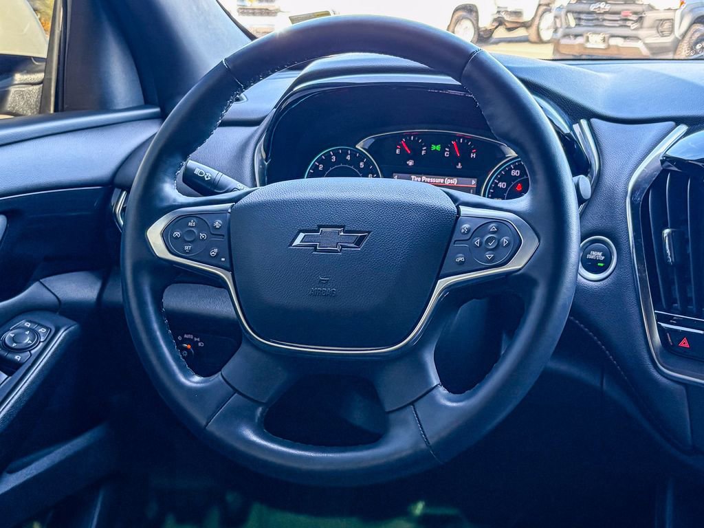 Certified 2023 Chevrolet Traverse RS image 21
