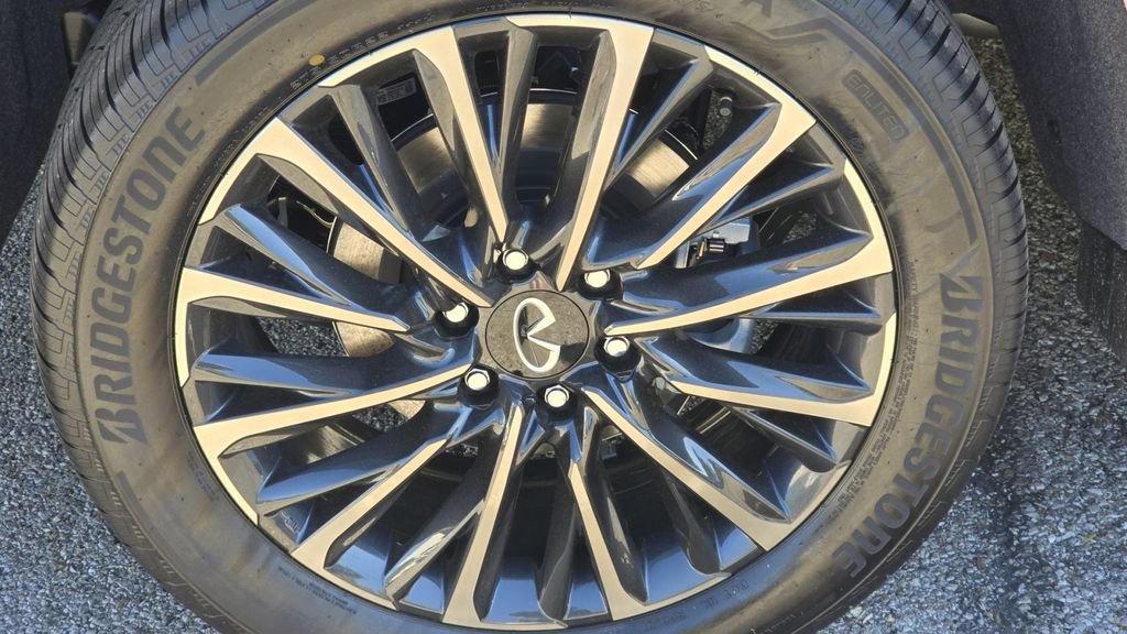 New 2026 INFINITI QX80 Autograph w/ Premium Cargo Package AWD/4WD image 15