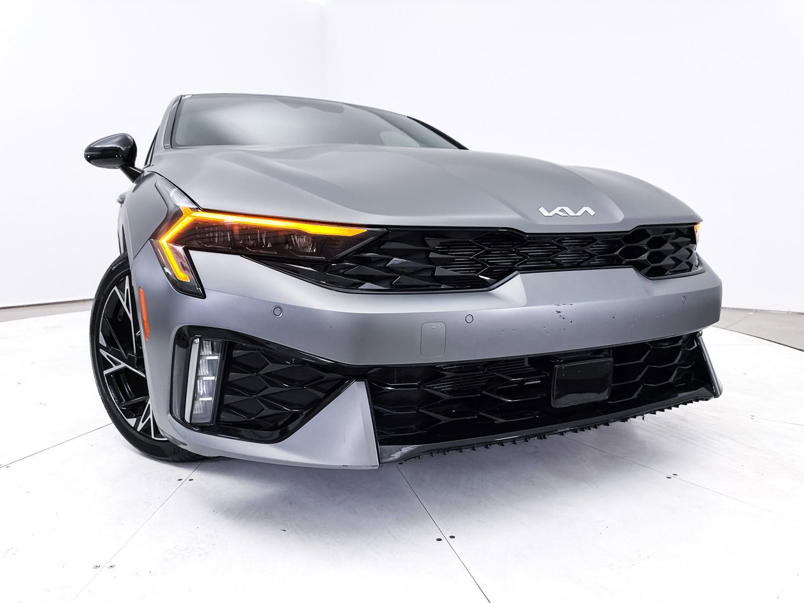 Used 2025 Kia K5 GT-Line w/ GT-Line Premium Package image 8