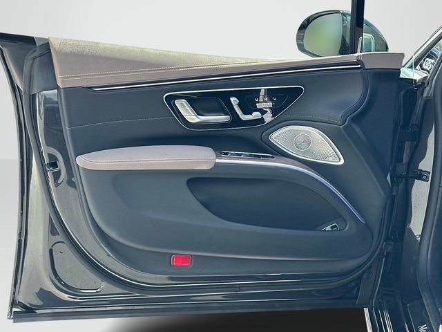 Used 2023 Mercedes-Benz EQS 580 4MATIC Sedan image 13