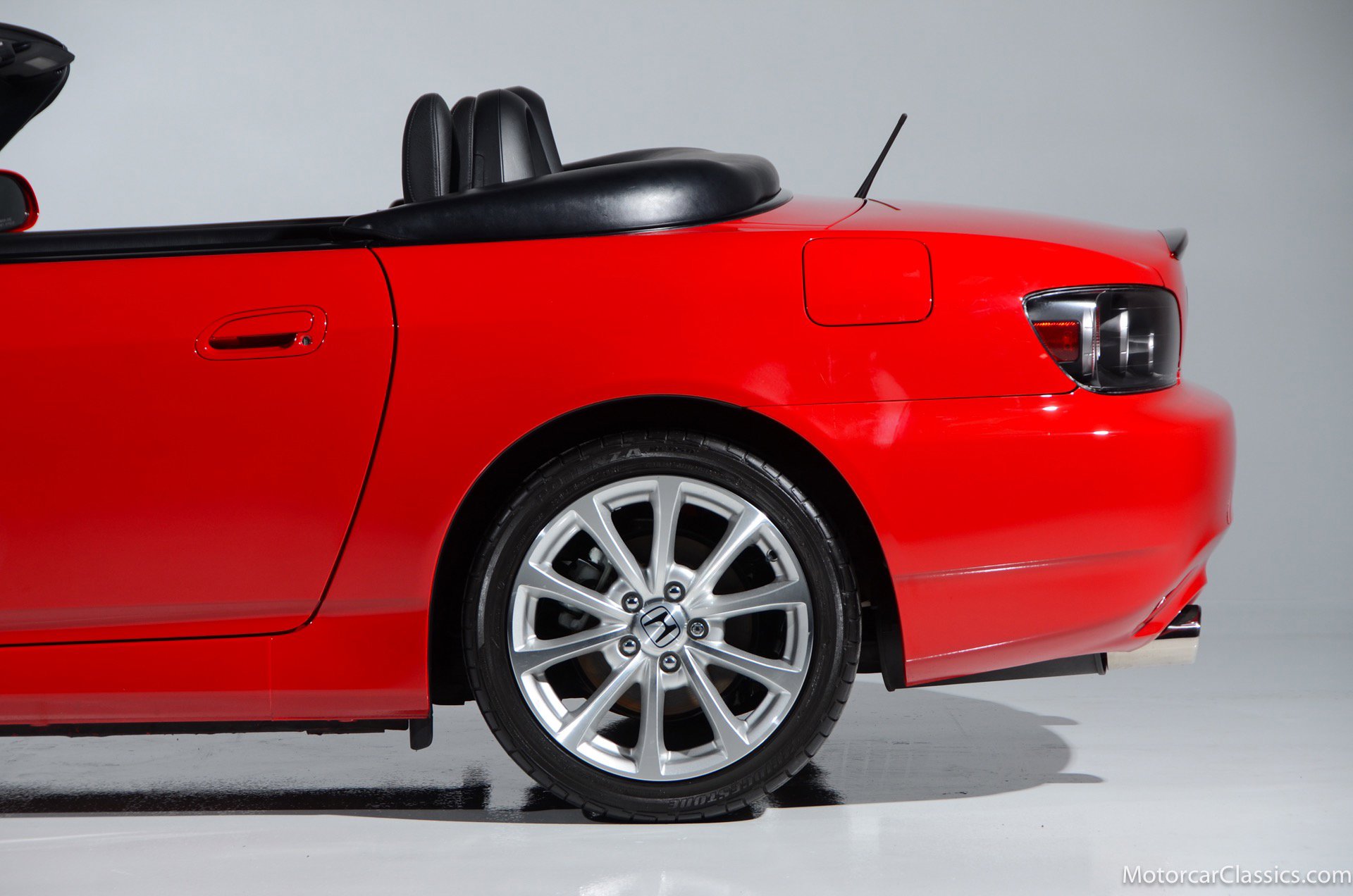 Used 2006 Honda S2000 image 13