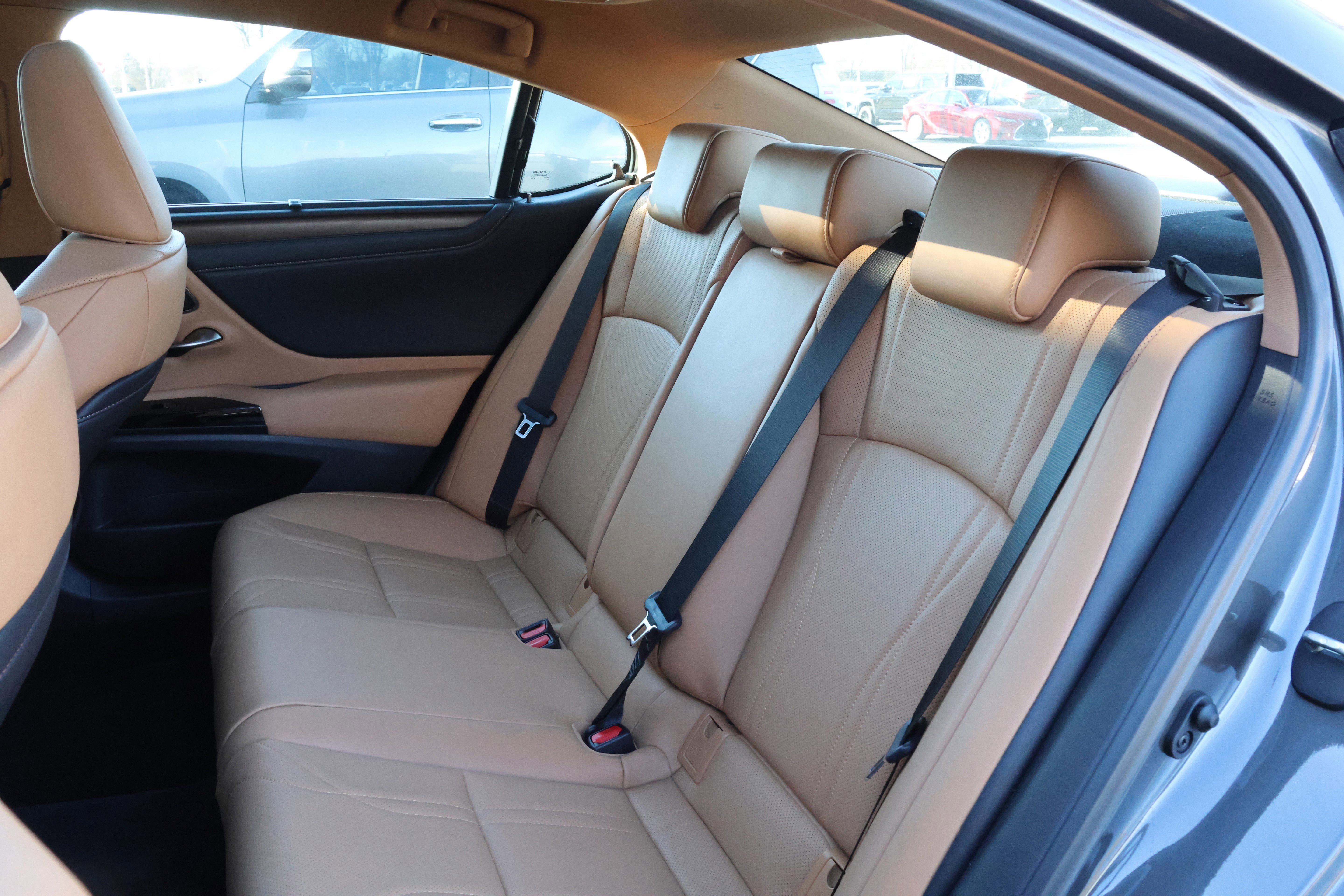 Certified 2024 Lexus ES 350 Ultra Luxury image 36