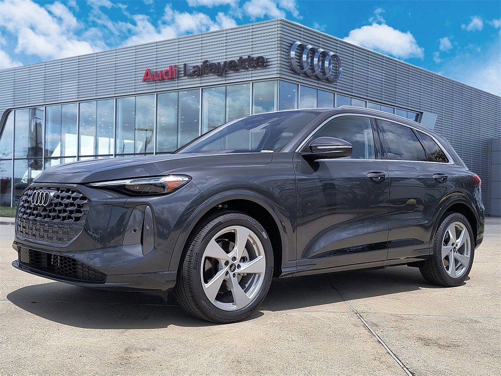 New 2025 Audi Q5 Prestige