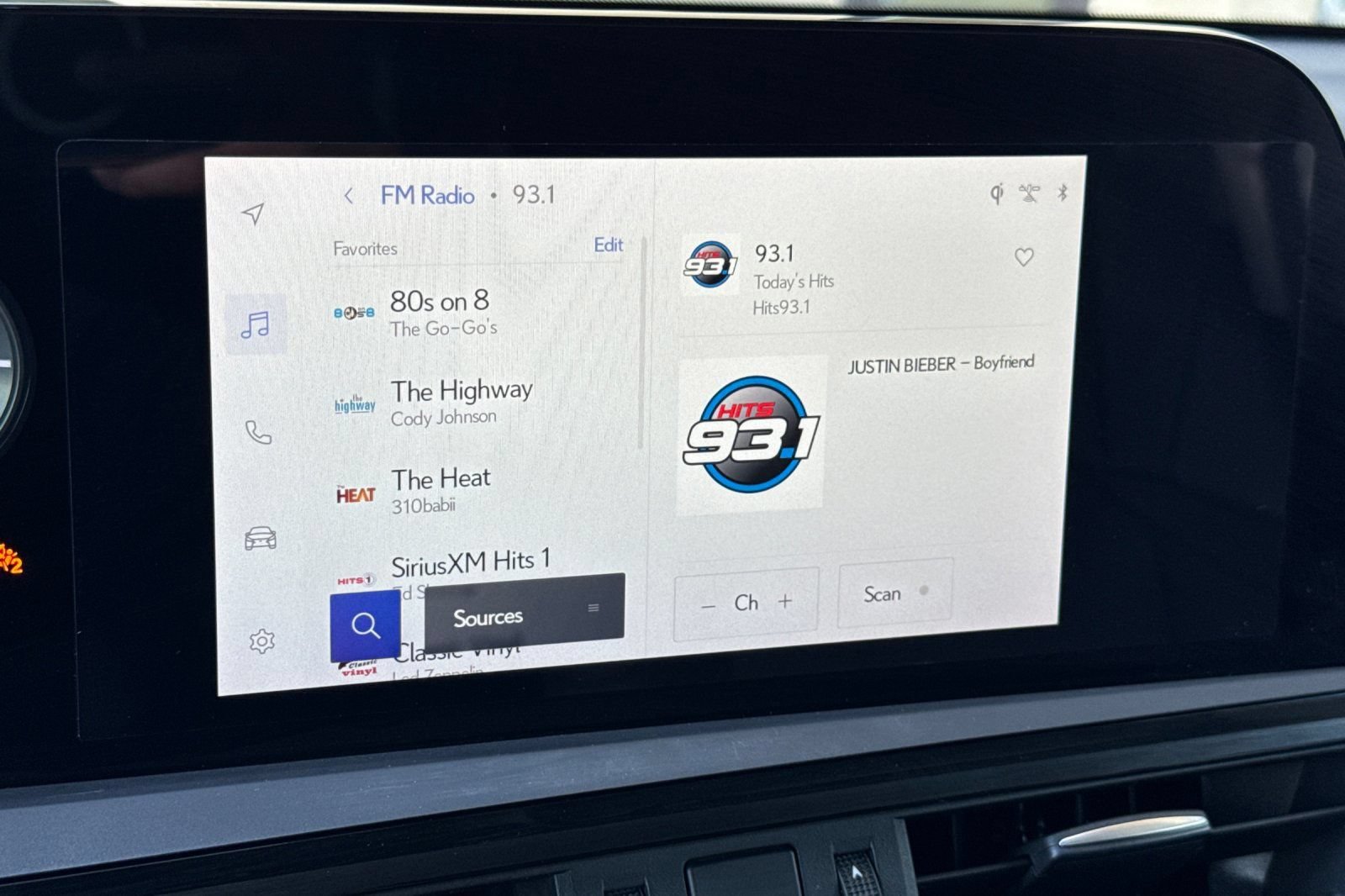 Certified 2024 Lexus ES 350 w/ Premium Package FWD image 20