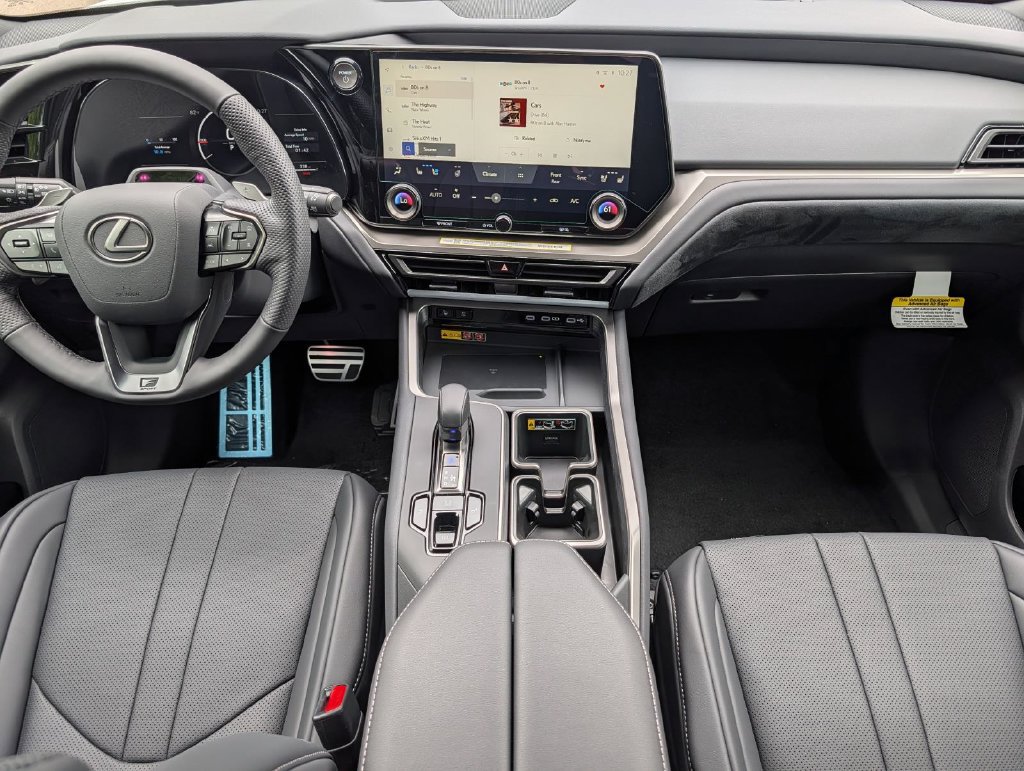 New 2026 Lexus TX 500h AWD w/ Technology Package image 13