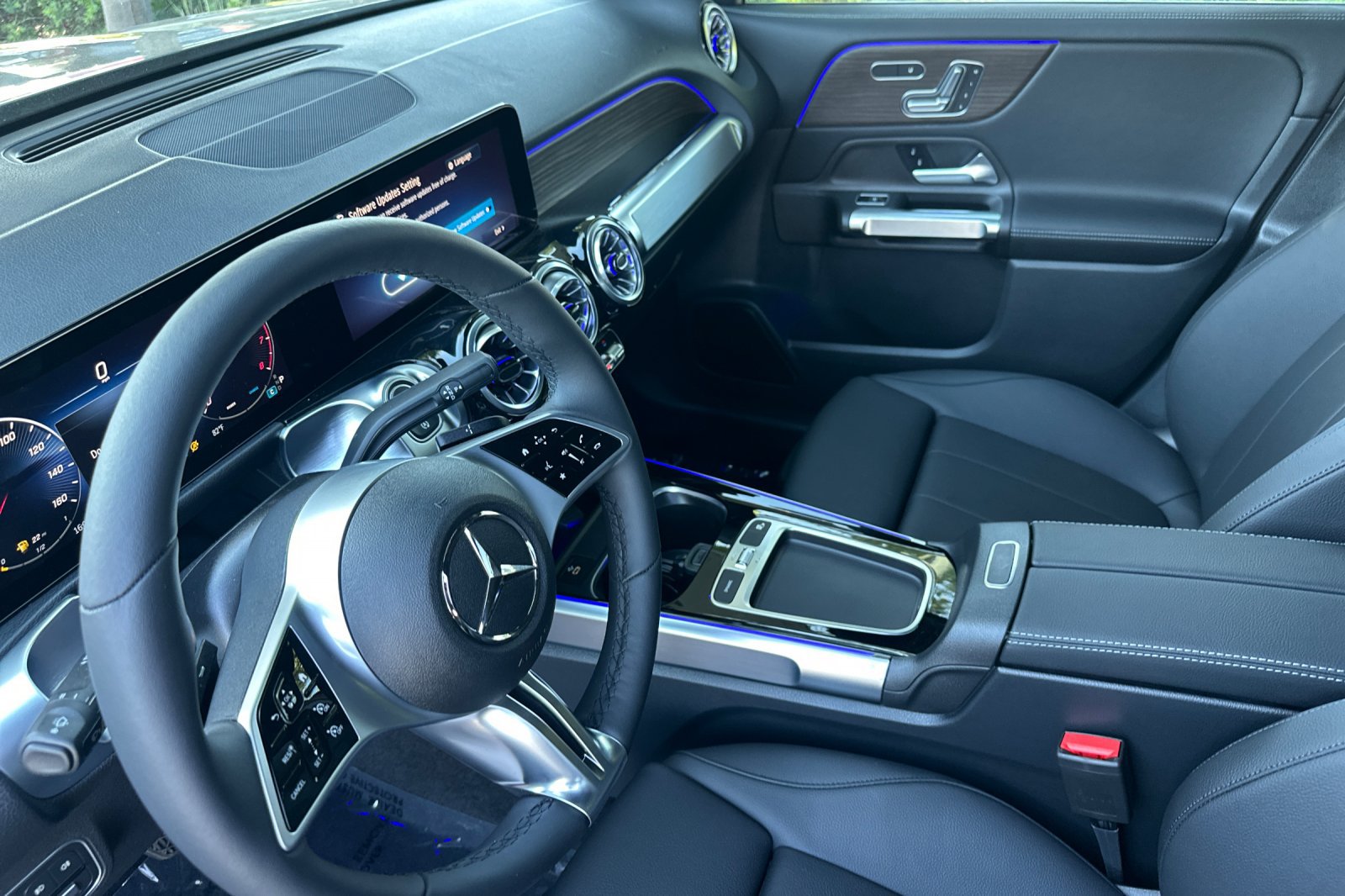 New 2026 Mercedes-Benz GLB 250 4MATIC image 10