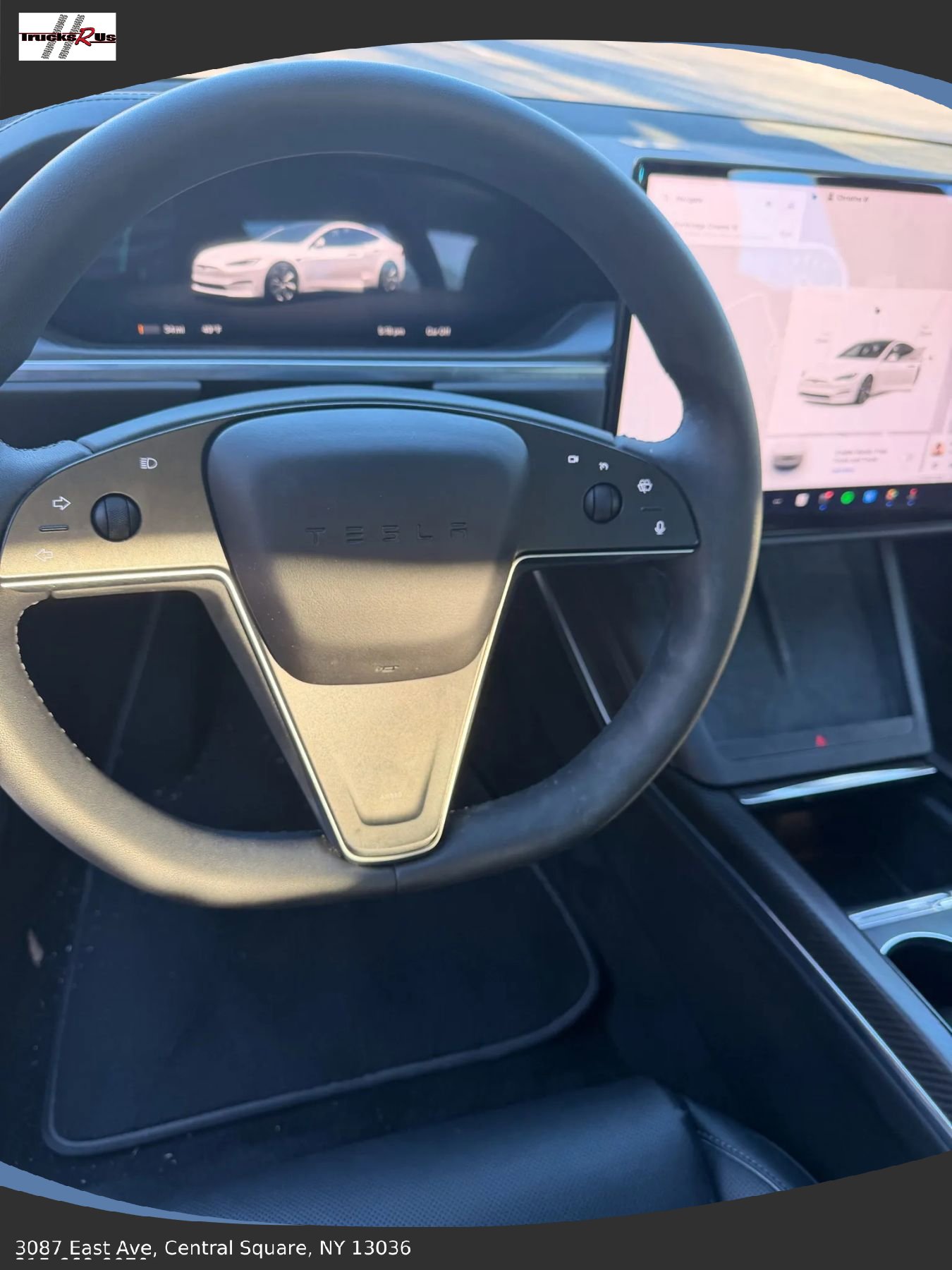 Used 2021 Tesla Model S Plaid image 15