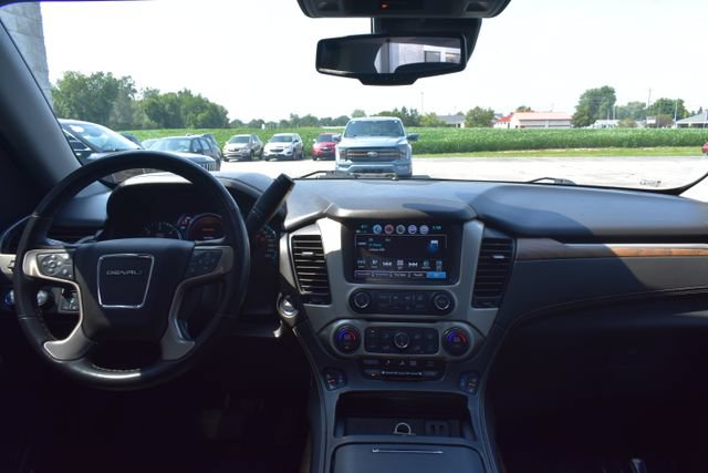 Used 2020 GMC Yukon XL Denali w/ Denali Ultimate Package AWD/4WD image 42