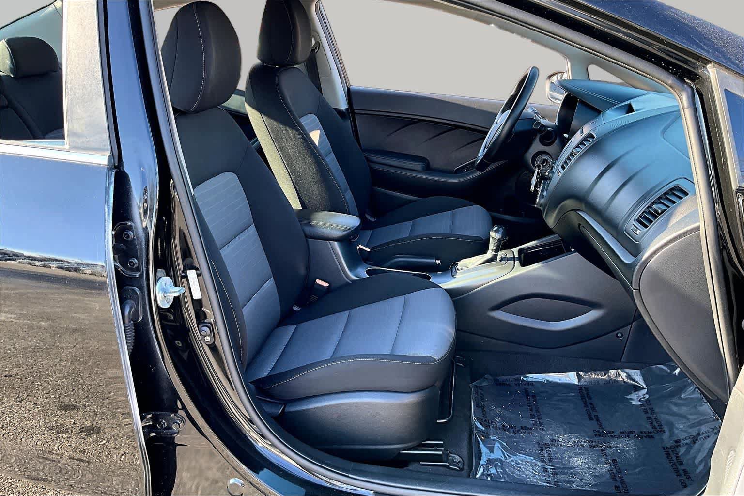 Used 2016 Kia Forte EX FWD image 16