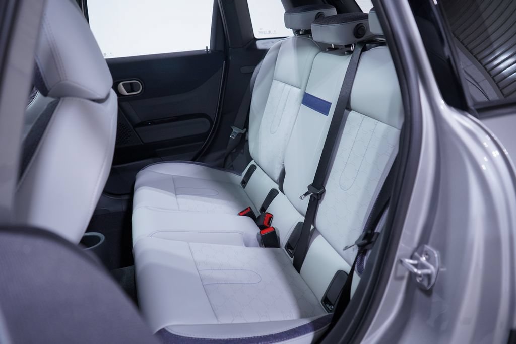 New 2026 MINI Cooper 4-Door Hardtop FWD image 10