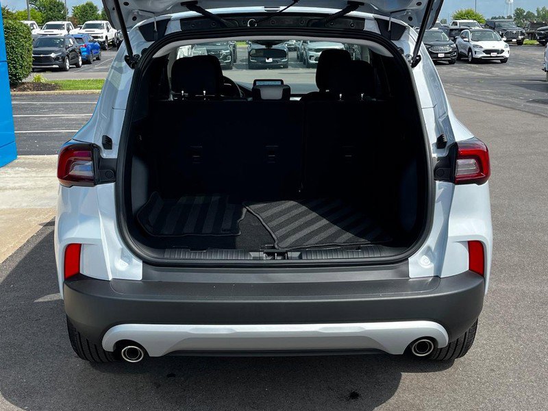 Used 2025 Ford Escape Active w/ Cold Weather Package image 5