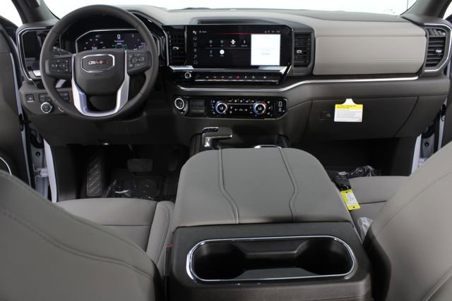 New 2026 GMC Sierra 1500 SLT image 10