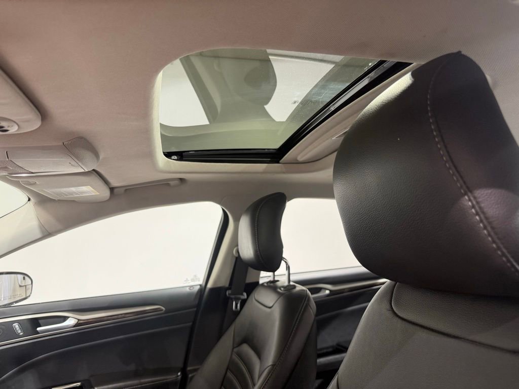 Used 2013 Ford Fusion SE image 17