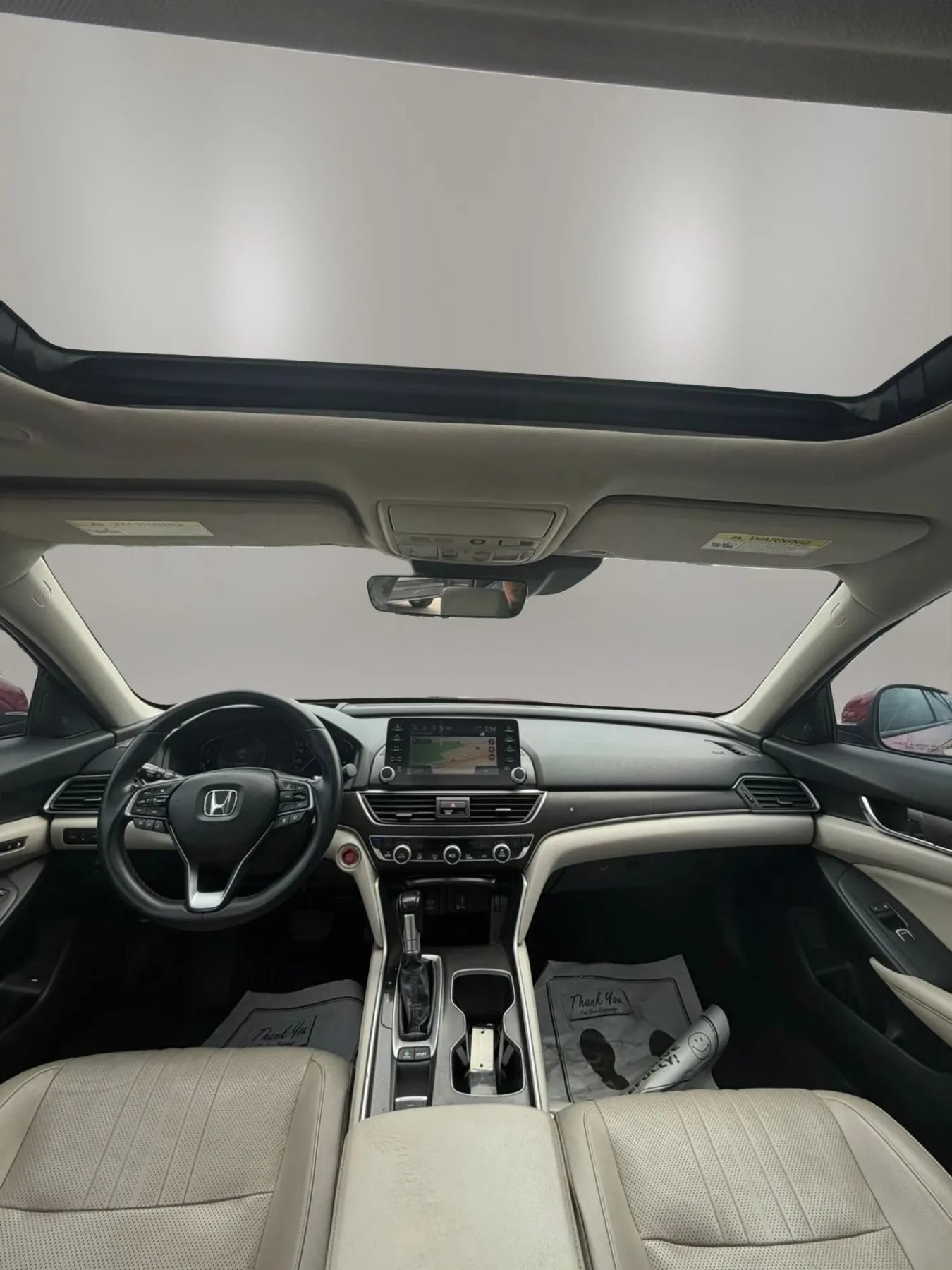 Used 2018 Honda Accord Touring image 12