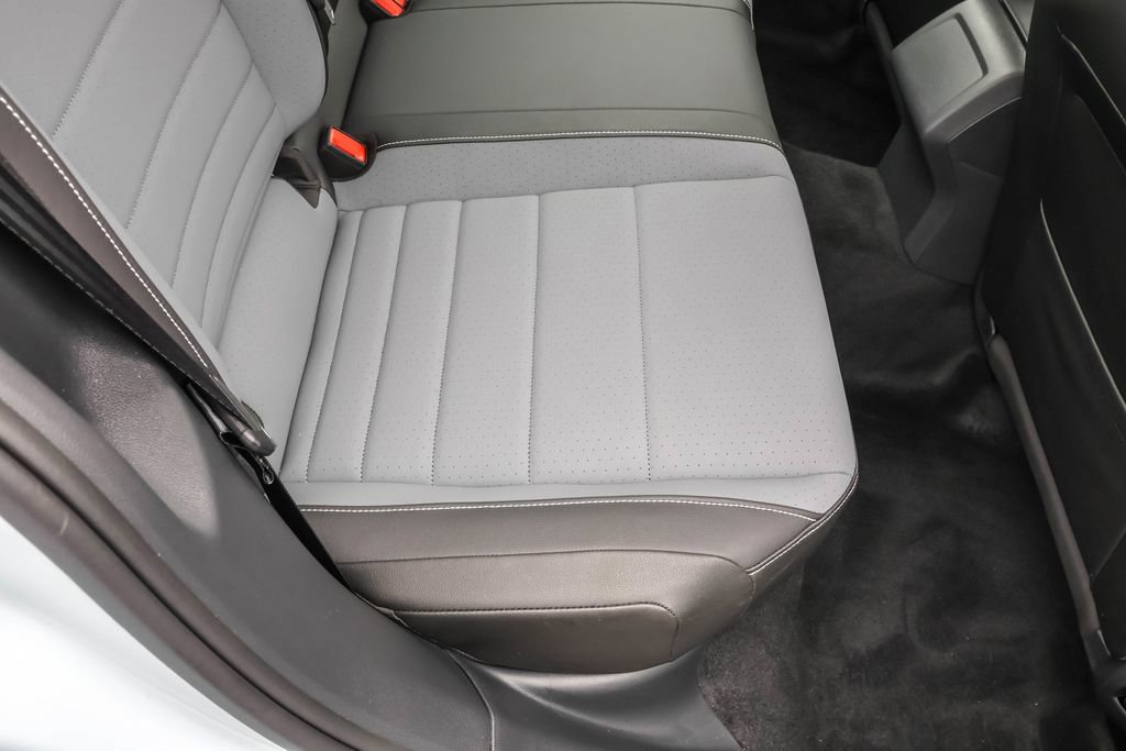 Used 2025 Volkswagen Jetta SE image 35