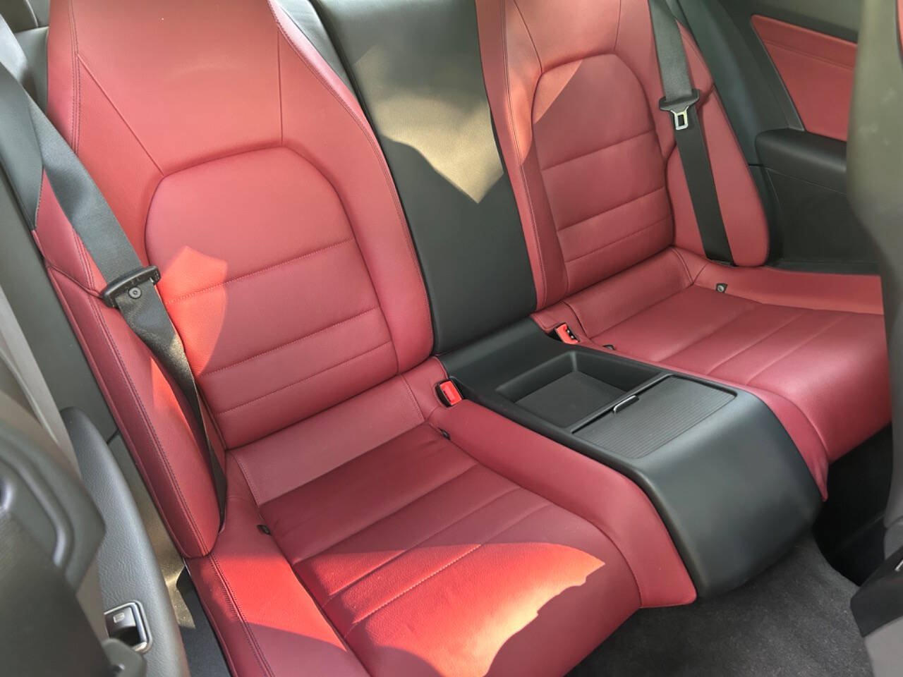 Used 2017 Mercedes-Benz E 400 4MATIC Coupe image 9