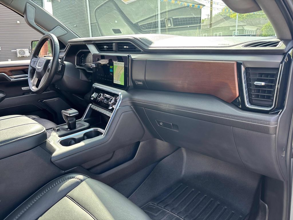 Used 2023 GMC Sierra 1500 Denali AWD/4WD image 32