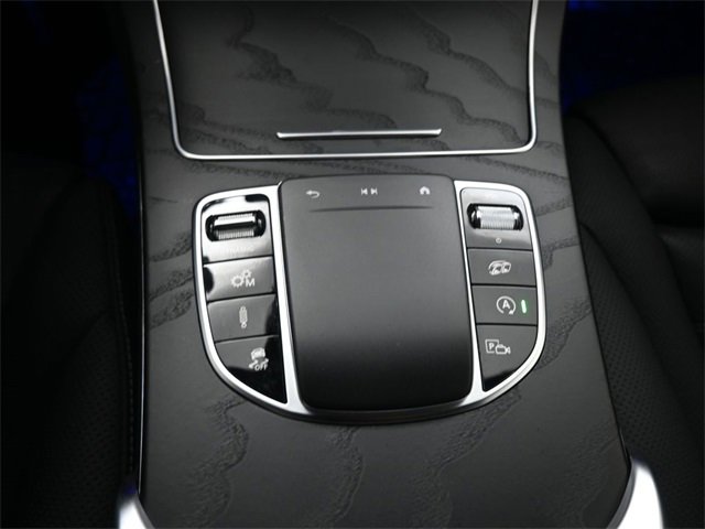 Used 2022 Mercedes-Benz GLC 43 AMG 4MATIC image 31