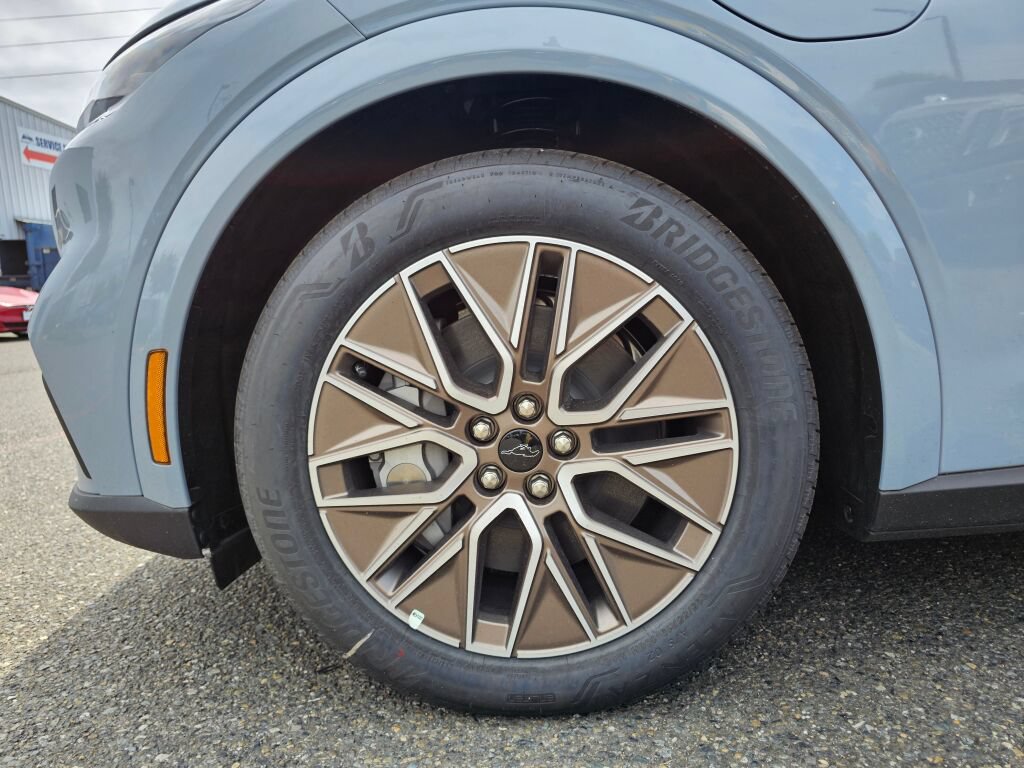 New 2026 Ford Mustang Mach-E Premium AWD/4WD image 9