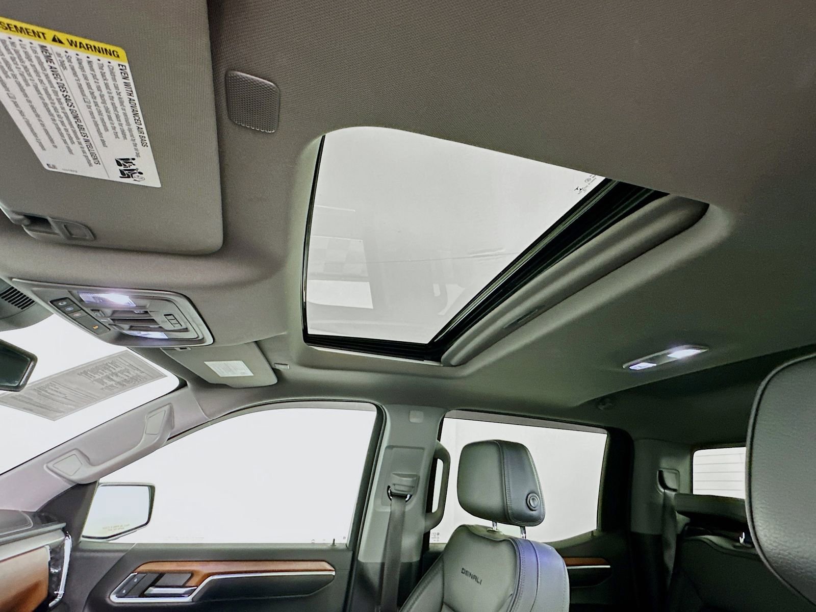 Used 2022 GMC Sierra 1500 Denali image 24