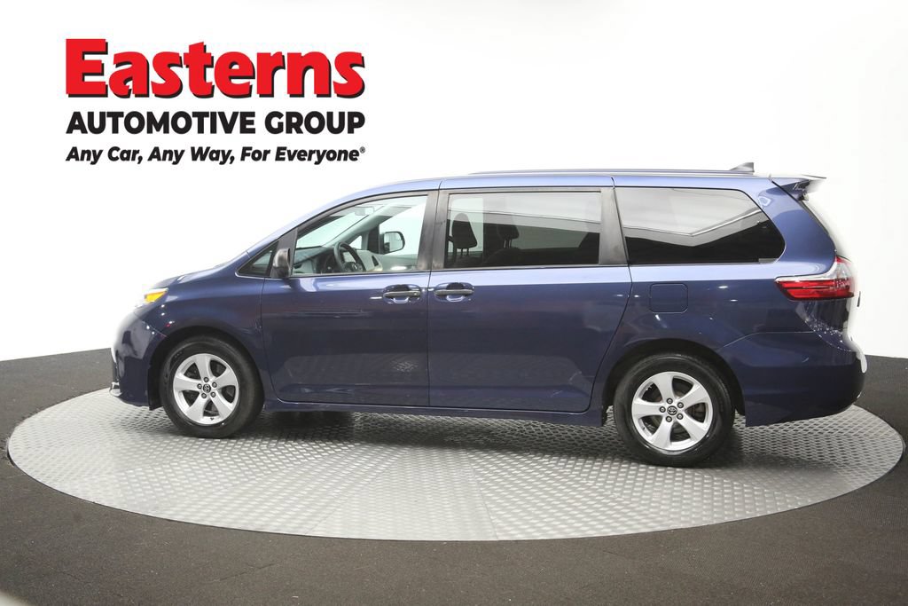 Used 2020 Toyota Sienna L FWD image 62
