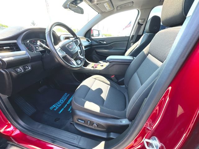 Used 2022 GMC Acadia SLE w/ Driver Convenience Package FWD image 10