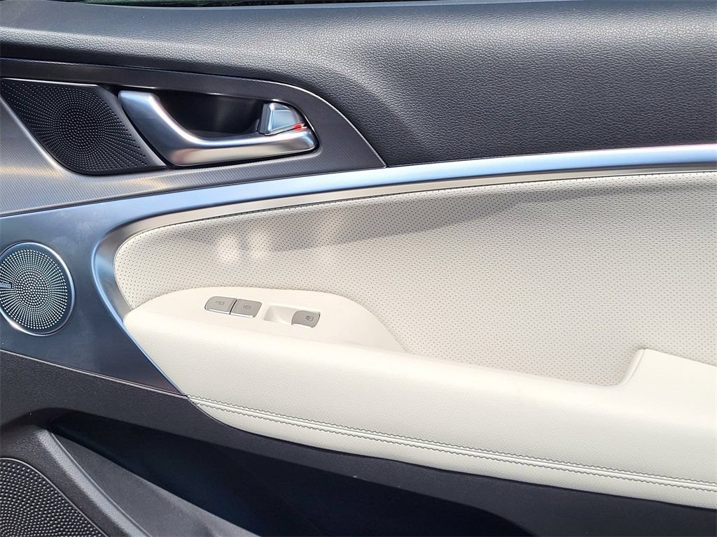 New 2026 Genesis G70 3.3T Sport Prestige AWD/4WD image 13
