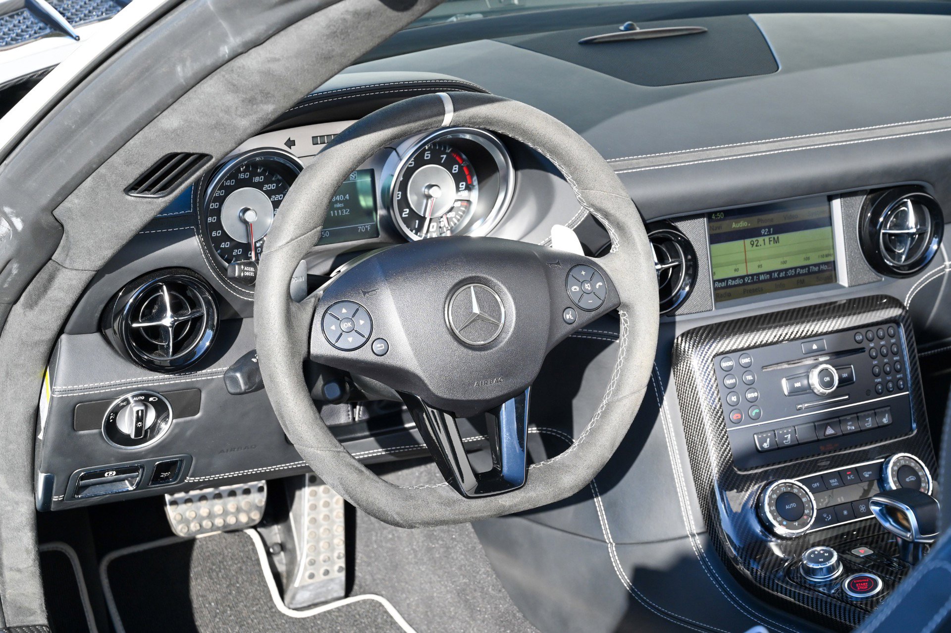 Used 2015 Mercedes-Benz SLS AMG GT Final Edition image 29