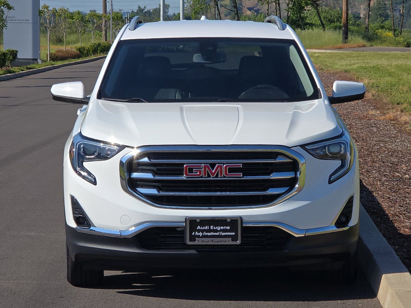 Used 2020 GMC Terrain SLT AWD/4WD image 8