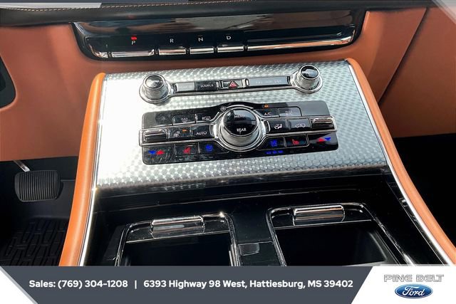 Used 2023 Lincoln Aviator Black Label w/ Dynamic Handling Package image 23